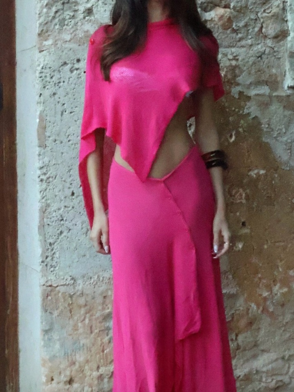 Amelie Teje luna shaul and skirt in pink